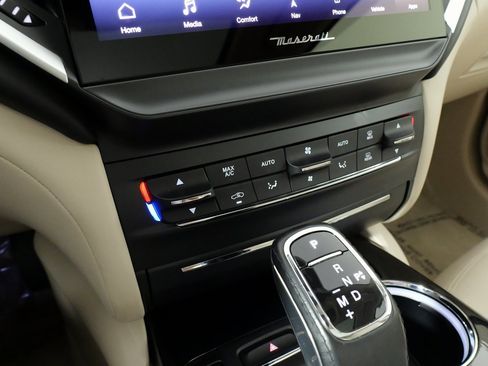 Used 2022 Maserati Ghibli Modena image 61