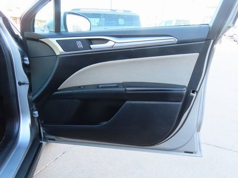 Used 2020 Ford Fusion S image 10