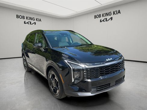 New 2026 Kia Sportage EX FWD image 7
