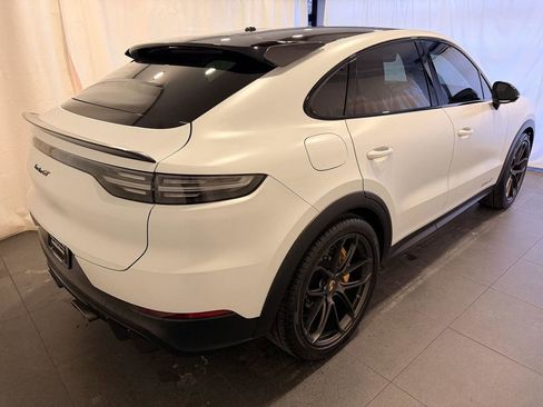 Certified 2022 Porsche Cayenne Turbo GT AWD/4WD image 9