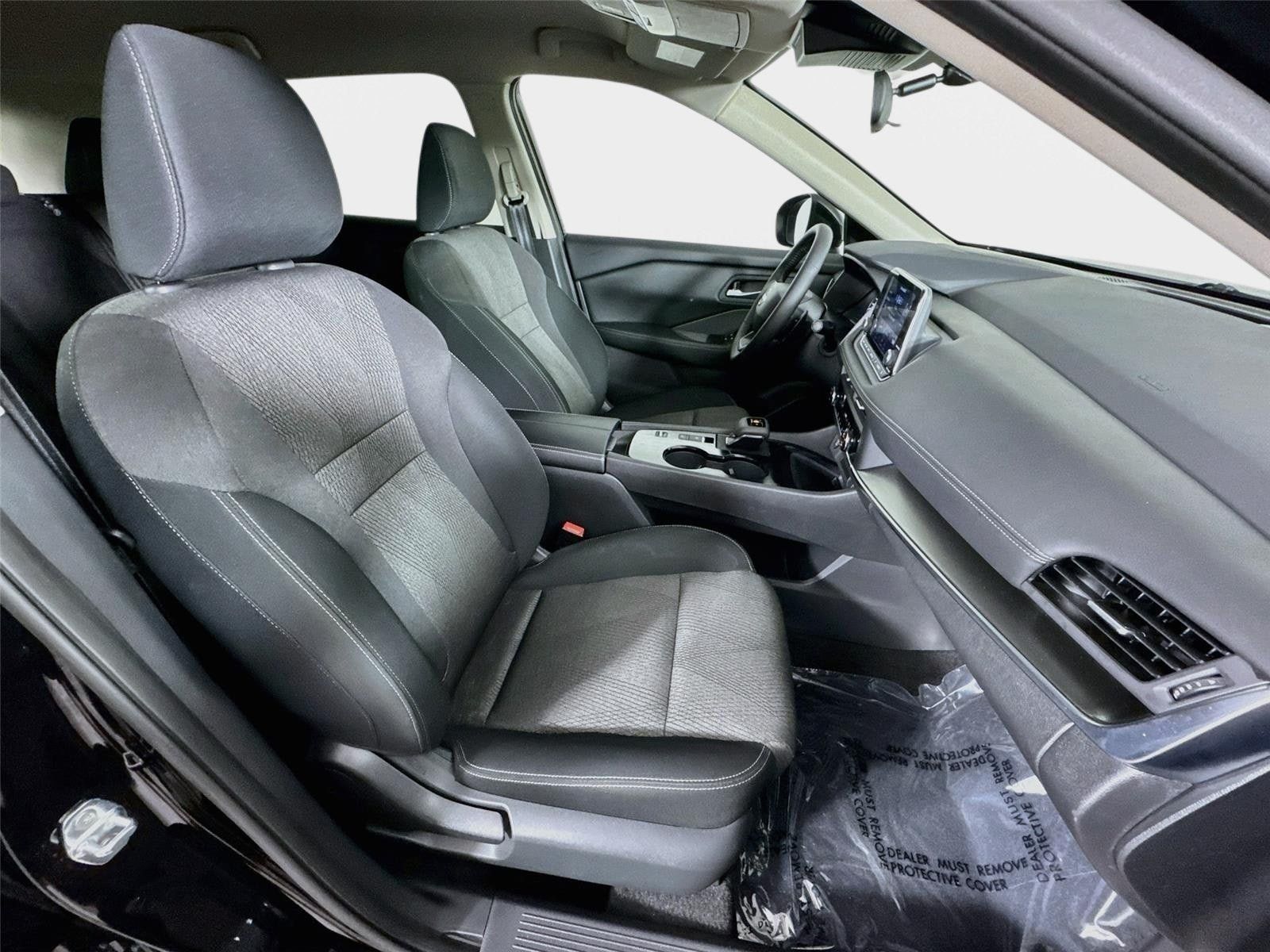 Certified 2026 Nissan Rogue SV FWD image 26