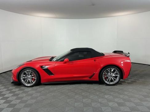 Used 2015 Chevrolet Corvette Z06 w/ 3LZ Preferred Equipment Group RWD image 9