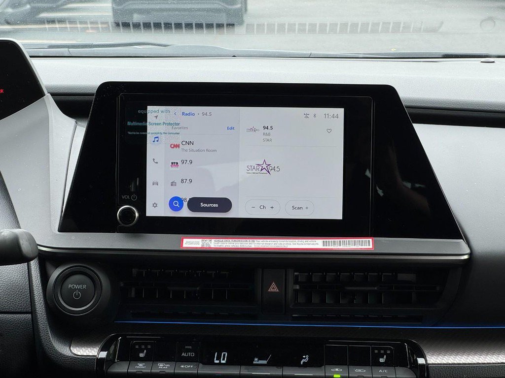 Used 2026 Toyota Prius XLE FWD image 18