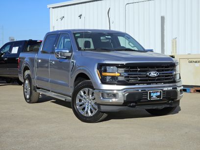 New 2025 Ford F150 XLT w/ Equipment Group 302A MID