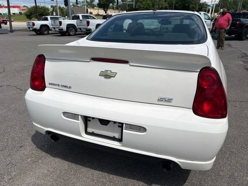 Used 2006 Chevrolet Monte Carlo SS FWD image 18