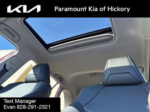 Used 2020 Toyota RAV4 XLE Premium image 32