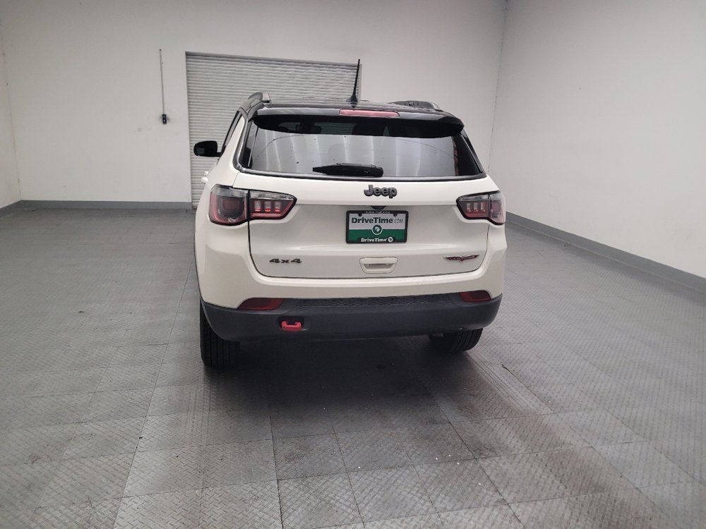 Used 2018 Jeep Compass Trailhawk AWD/4WD image 6