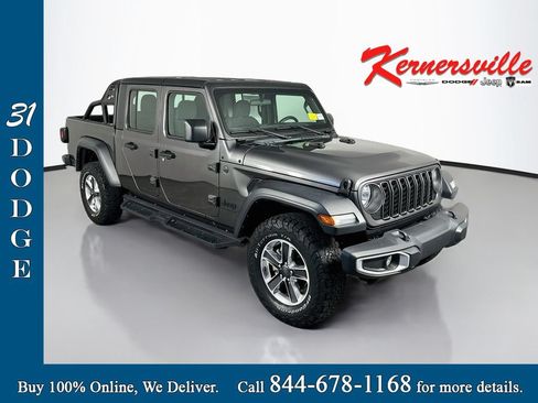 Used 2024 Jeep Gladiator Sport AWD/4WD image 1