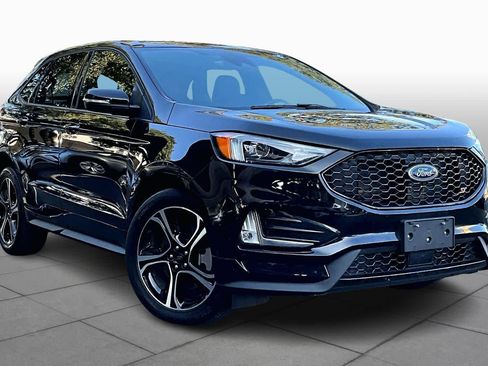 Used 2023 Ford Edge ST image 2