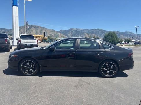 Used 2024 Honda Accord Sport image 6