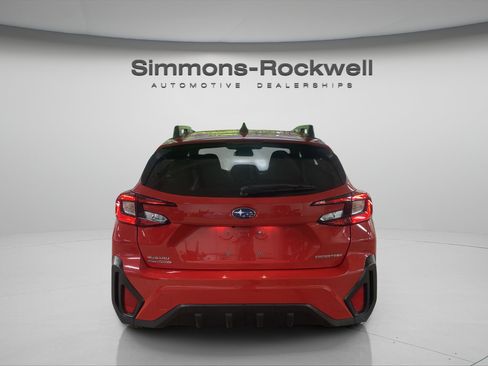 Used 2025 Subaru Crosstrek 2.5i Premium AWD/4WD image 4