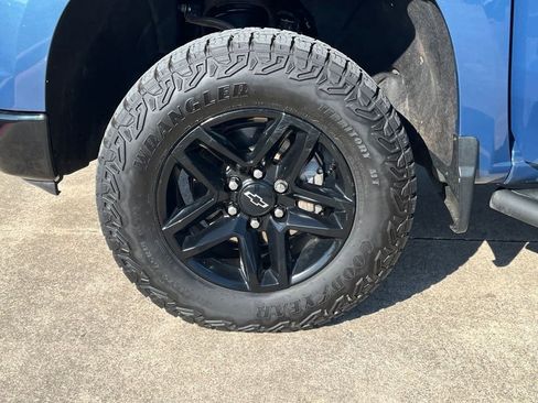 Used 2024 Chevrolet Silverado 1500 Custom Trail Boss image 23