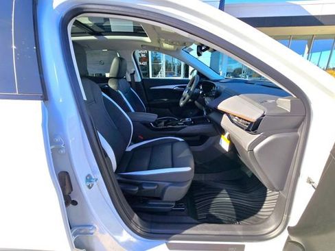 New 2026 Buick Envision Sport Touring AWD/4WD image 21