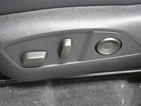 New 2026 Chevrolet Traverse RS image 12