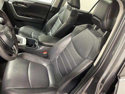 Used 2025 Toyota RAV4 XLE Premium w/ Weather Package AWD/4WD image 11