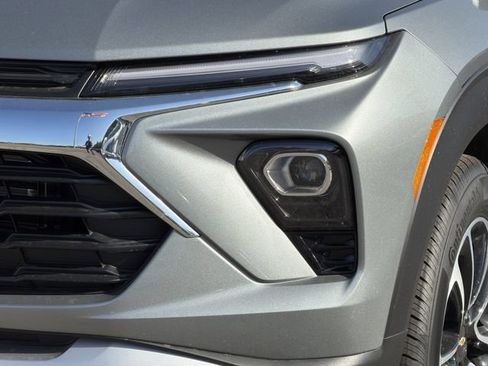 New 2026 Chevrolet TrailBlazer LT w/ Driver Confidence Package FWD image 7