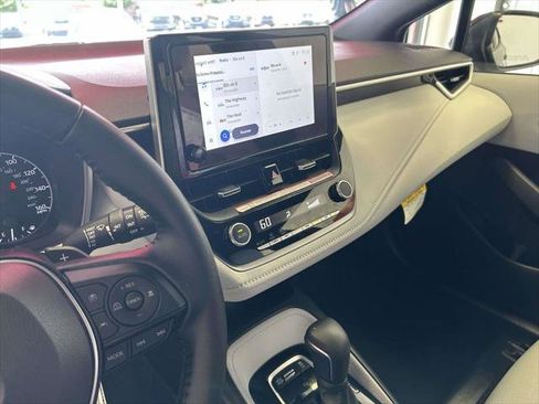 Certified 2025 Toyota Corolla SE FWD image 21