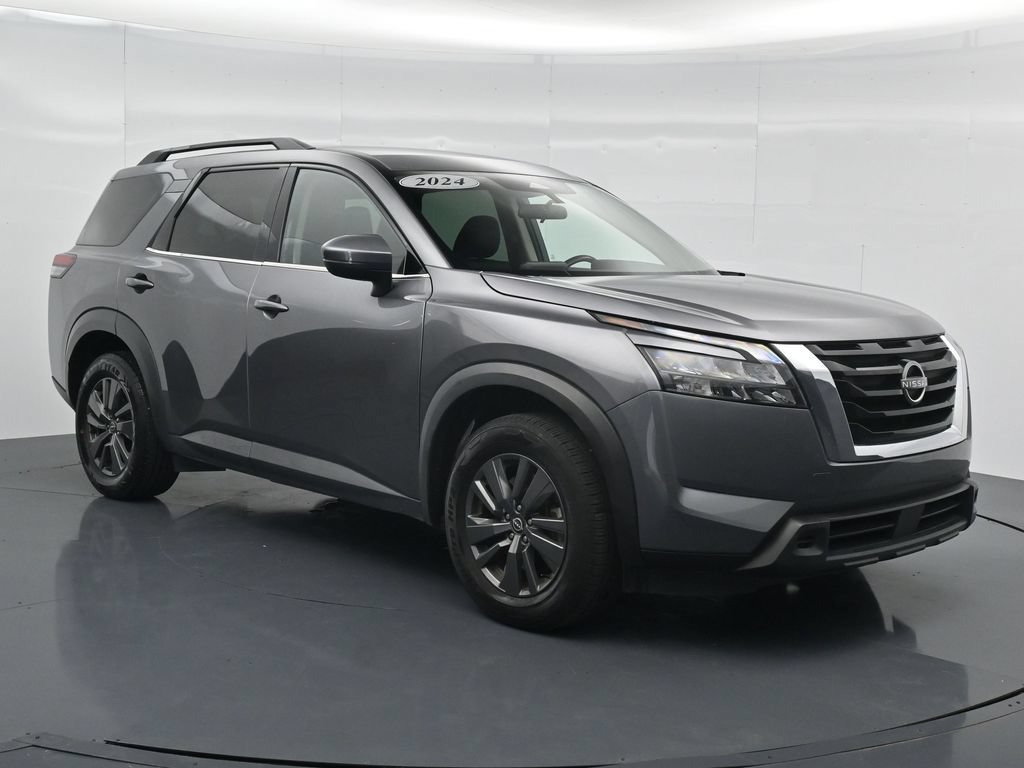 Used 2024 Nissan Pathfinder SV FWD image 9