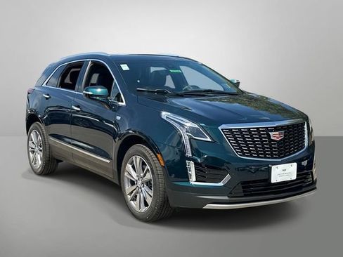 New 2026 Cadillac XT5 Premium Luxury w/ LPO, Floor Liner Package AWD/4WD image 13