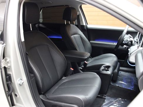 Used 2023 Hyundai Ioniq 5 Limited image 30