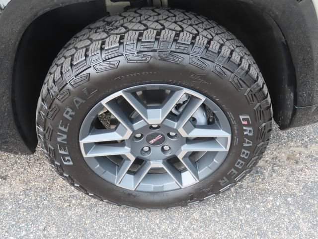 New 2026 GMC Terrain AT4 w/ Convenience Package III AWD/4WD image 13