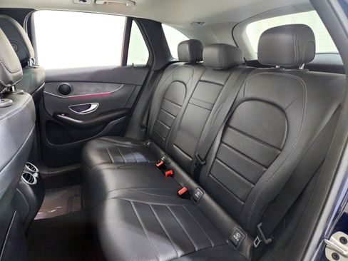 Used 2022 Mercedes-Benz GLC 300 4MATIC image 27