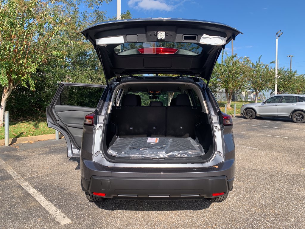 New 2027 Nissan Rogue S FWD image 6