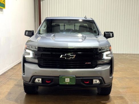 Used 2020 Chevrolet Silverado 1500 LT Trail Boss image 2