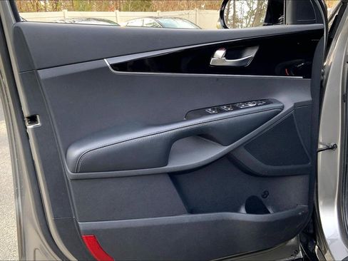 Used 2017 Kia Sorento EX w/ EX Premium Package image 25