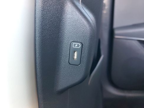 New 2025 Kia Niro EX image 12