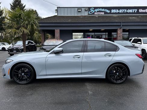 Used 2024 BMW 330i Sedan w/ M Sport Package image 7