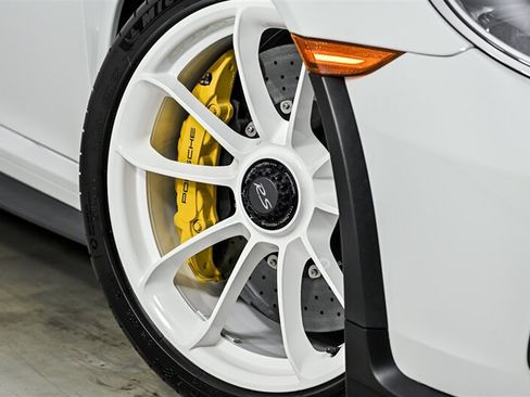 Used 2019 Porsche 911 GT3 RS RWD image 3