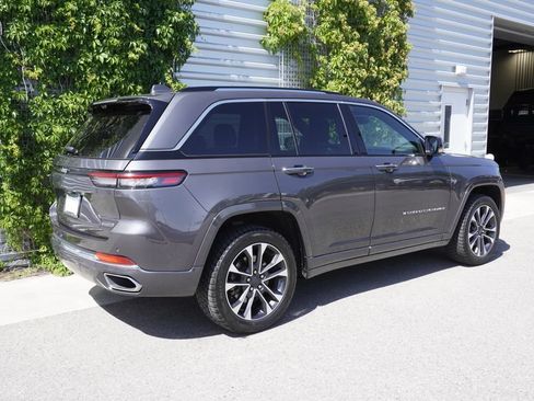 Used 2023 Jeep Grand Cherokee Overland w/ Adv Protech Group III AWD/4WD image 4