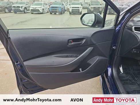 Used 2025 Toyota Corolla LE w/ LE Premium Package image 11