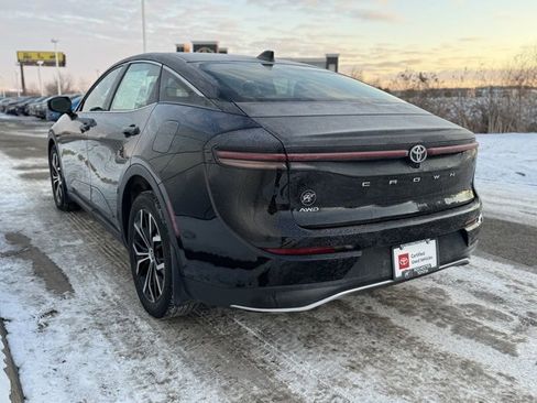 Certified 2023 Toyota Crown XLE w/ Carpet Mat Package (TMS) image 40