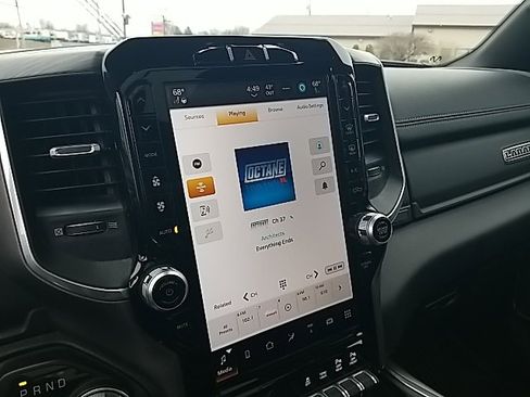 Used 2023 RAM 1500 Laramie image 27