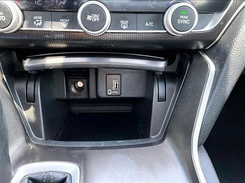 Used 2018 Honda Accord Sport image 23