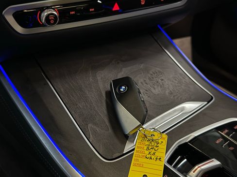 Used 2026 BMW X5 xDrive40i image 54