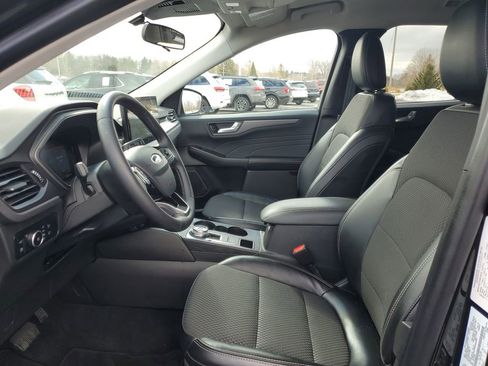 Used 2024 Ford Escape Base image 8
