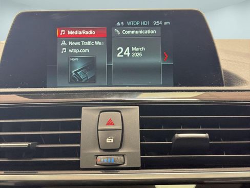 Used 2021 BMW 230i xDrive Coupe w/ Convenience Package image 19