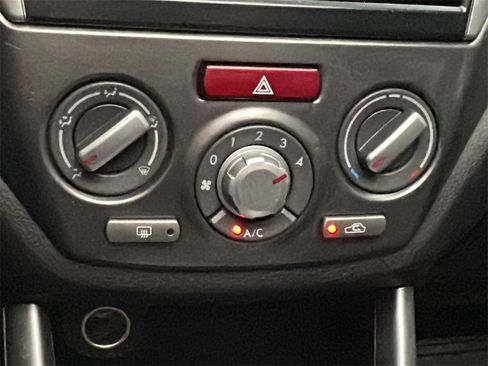 Used 2012 Subaru Forester 2.5X Premium w/ Popular Pkg 2 image 19