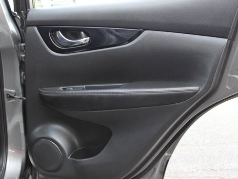 Used 2019 Nissan Rogue Sport SV image 12