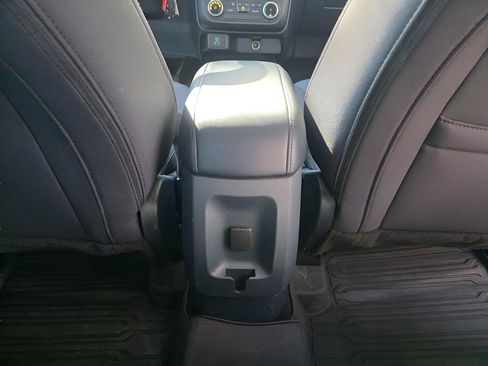 Used 2022 Ford Maverick XL image 9