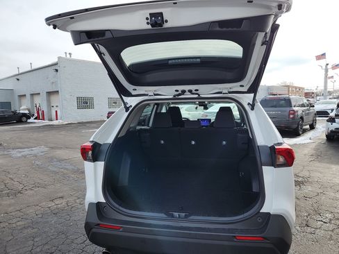 Certified 2025 Toyota RAV4 LE image 26