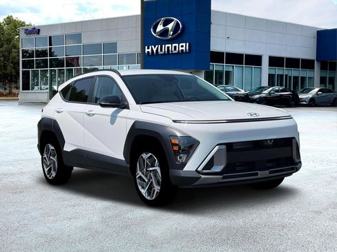 New 2026 Hyundai Kona SEL Premium FWD image 11