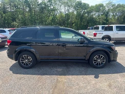 Used 2018 Dodge Journey SE w/ Blacktop Package FWD image 11