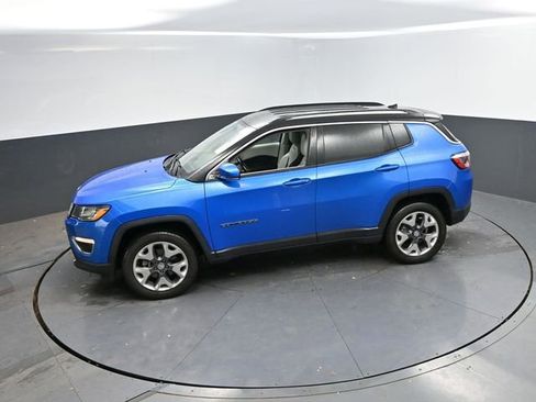 Used 2020 Jeep Compass Limited w/ Luxury Seat Group AWD/4WD image 41