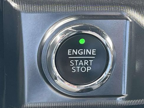 Certified 2022 Ford F150 Platinum w/ Equipment Group 701A High AWD/4WD image 28