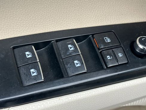 Used 2018 Toyota Camry XLE w/ Audio Package image 14