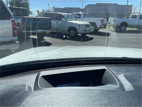 Used 2018 BMW X5 xDrive40e image 26